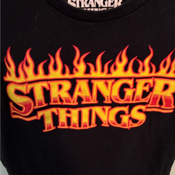 Stranger Things T-shirt - Picture 2 of 5